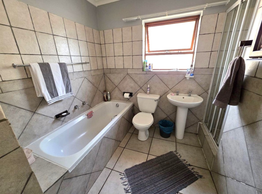 3 Bedroom Property for Sale in Aston Bay Eastern Cape